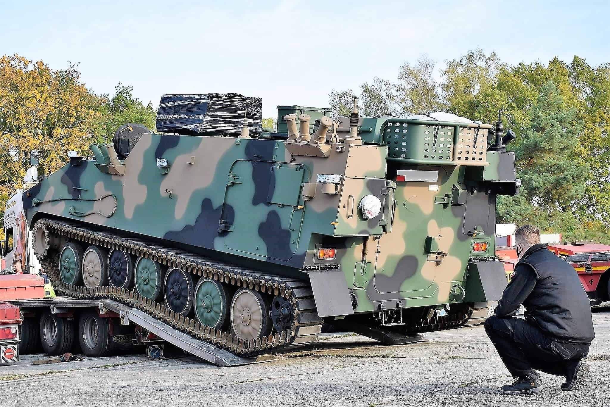 Ukrainian Armed Forces for the first time showed how command and staff vehicles for AHS KRAB artillery systems work