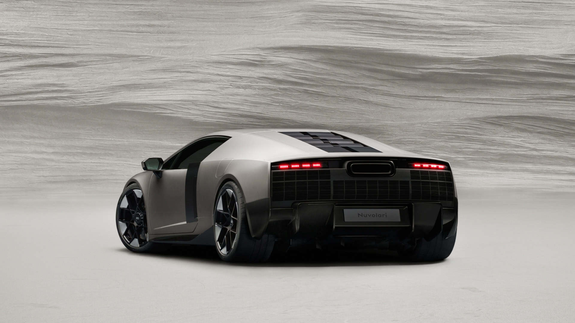 Audi Nuvolari вид сбоку