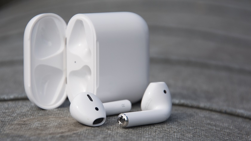 Несмотря на гарантию замена батареи или наушника в AirPods будет платной
