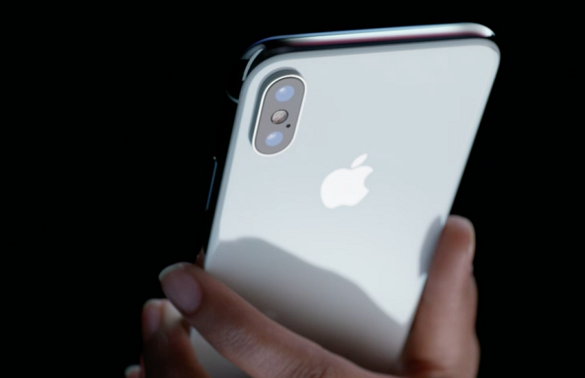 Samsung будет зарабатывать около $110 с каждого проданного iPhone X