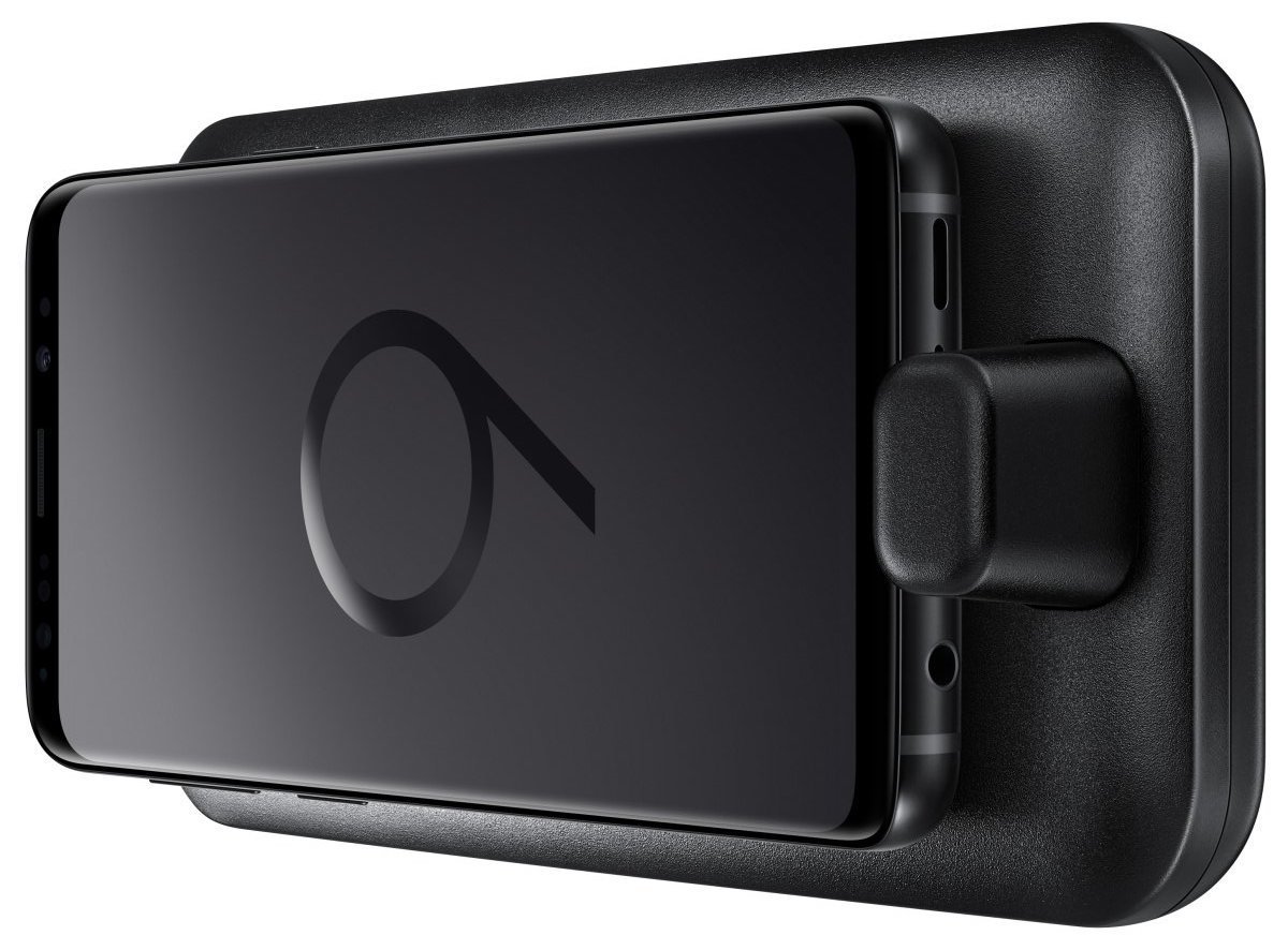 The first photos of the gadget DeX Pad for Samsung Galaxy S9 appeared on the web