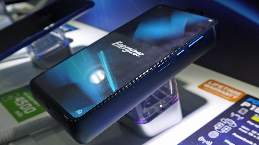 Energizer збирає гроші на свій смартфон-цеглину Power Max P18K Pop: ціни від $550
