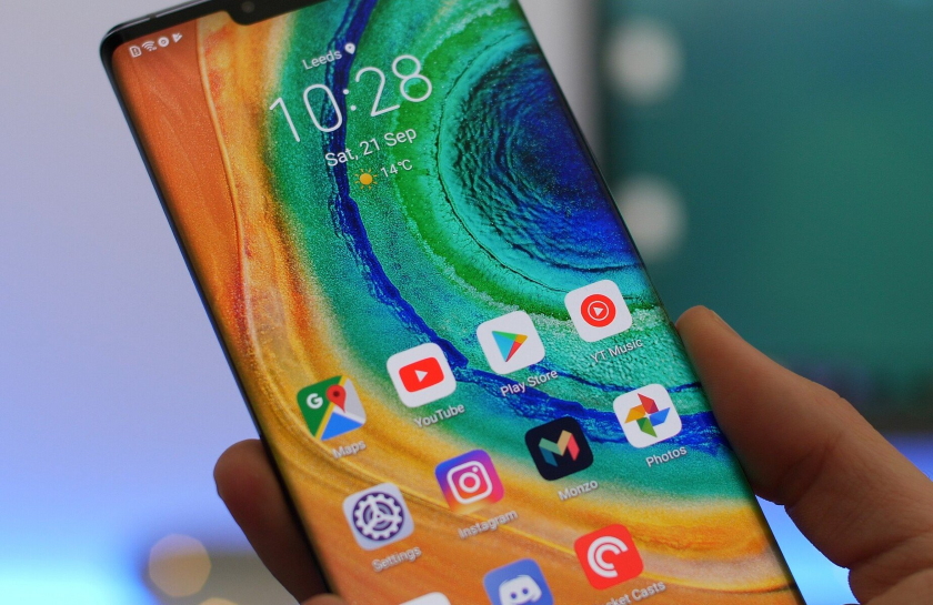 Huawei Mate 30 Pro отримав оновлення ПЗ: поліпшили камеру та виправили помилки в системі
