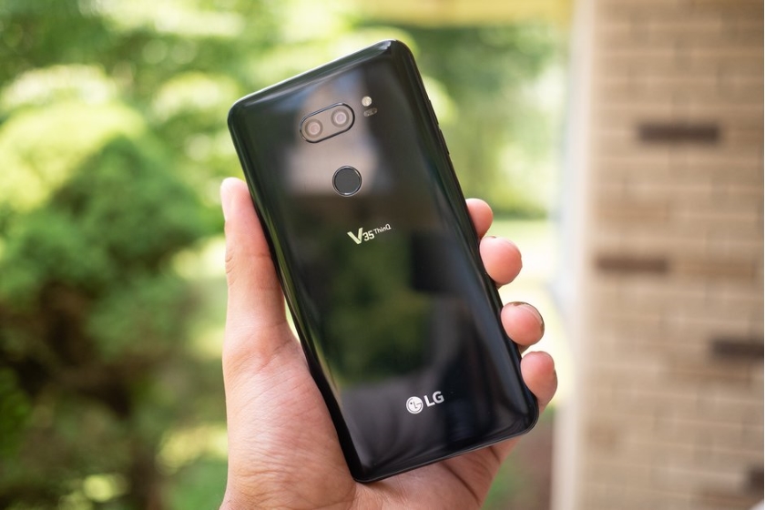 Флагманський смартфон LG V35 ThinQ почав отримувати оновлення Android Pie