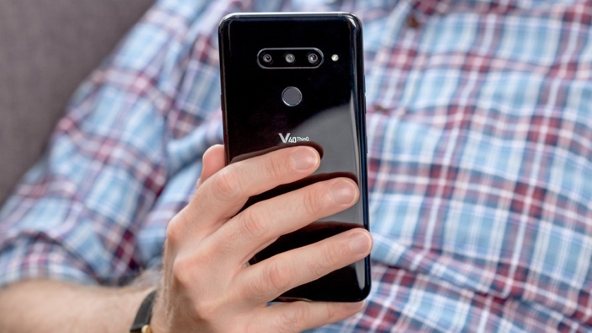 LG собирается выпустить свой последний флагман LG V40 ThinQ в Европе