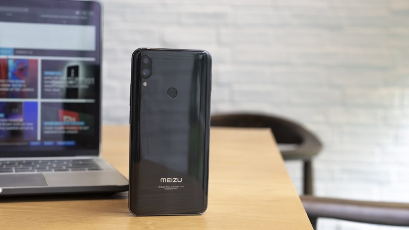 Meizu Note 9 на якісних фото: «крапелька» на екрані та подвійна основна камера