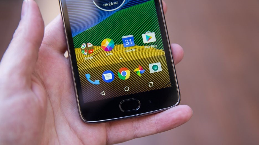 Motorola начала обновлять Moto G5 до Android 8.1 Oreo