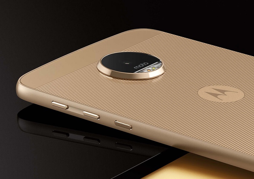 Moto Z2 Play появился в GFXBench
