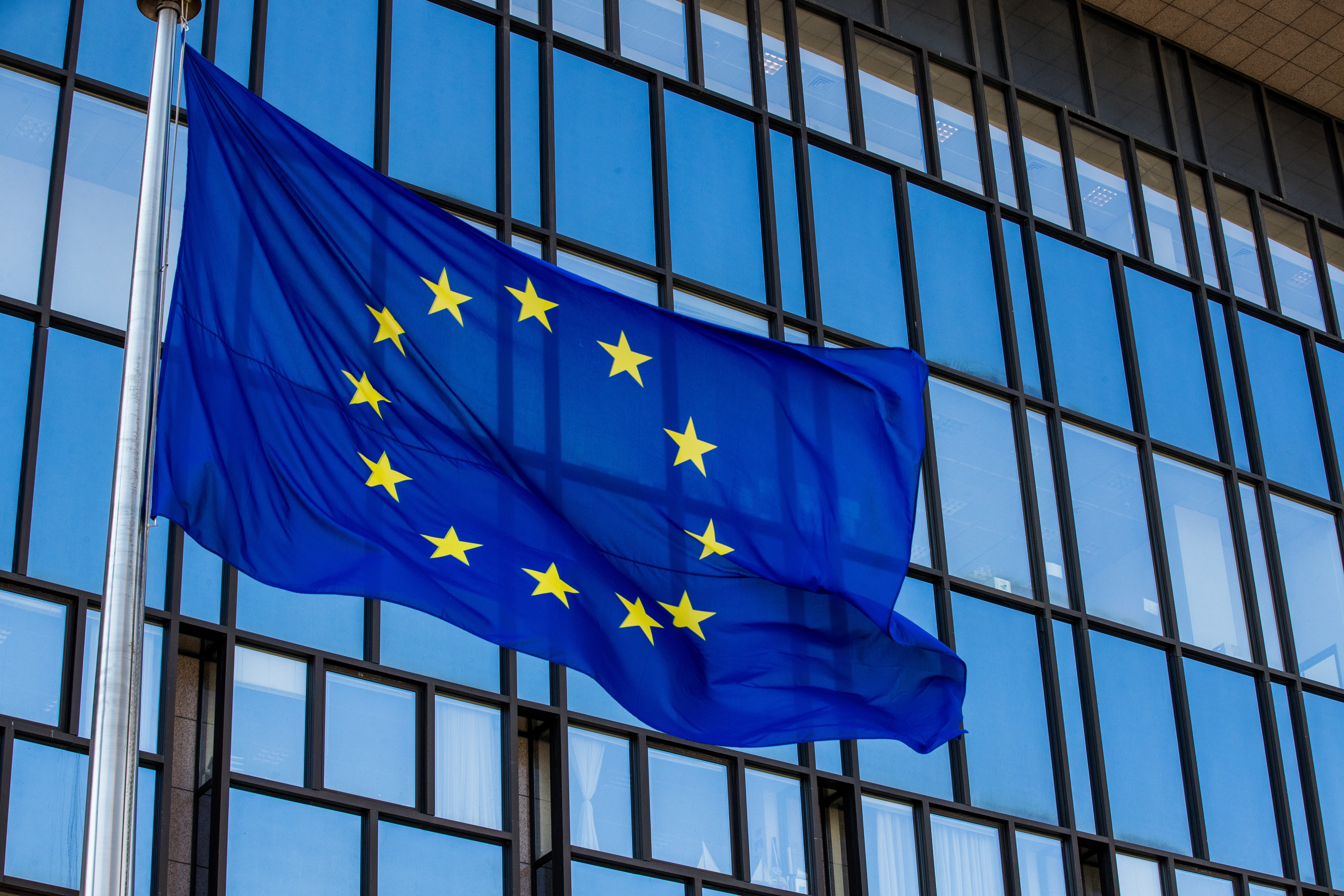 L'UE va renforcer sa coopération avec le Japon dans le domaine de l'IA et des puces afin de réduire sa dépendance à l'égard de la Chine