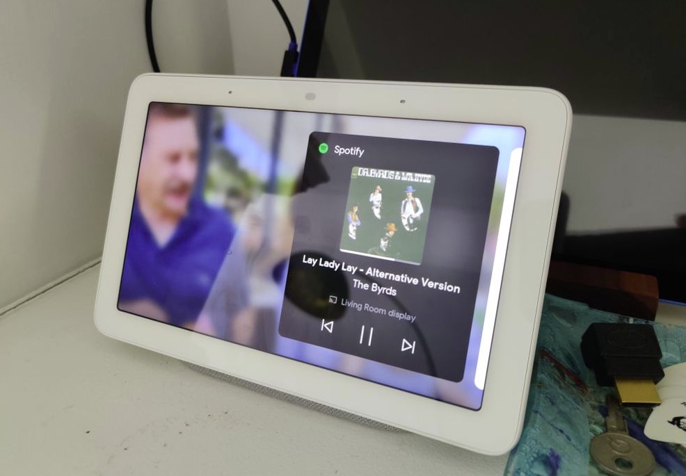 Spotify has begun to provide real-time lyrics on the Nest Hub