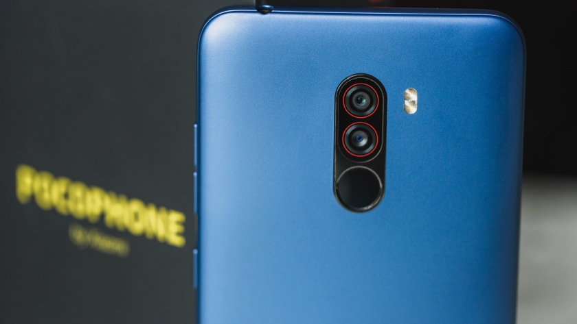 Нове оновлення системи для Pocophone F1: запис відео у 960fps та нічний режим зйомки