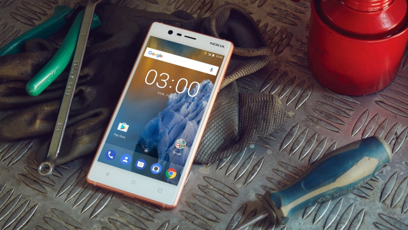 Nokia 4 прошла сертификацию FCC