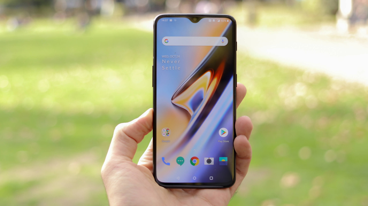 OnePlus 6 та OnePlus 6T отримали Oxygen OS Open Beta 31/19: виправили помилки і поліпшили камеру