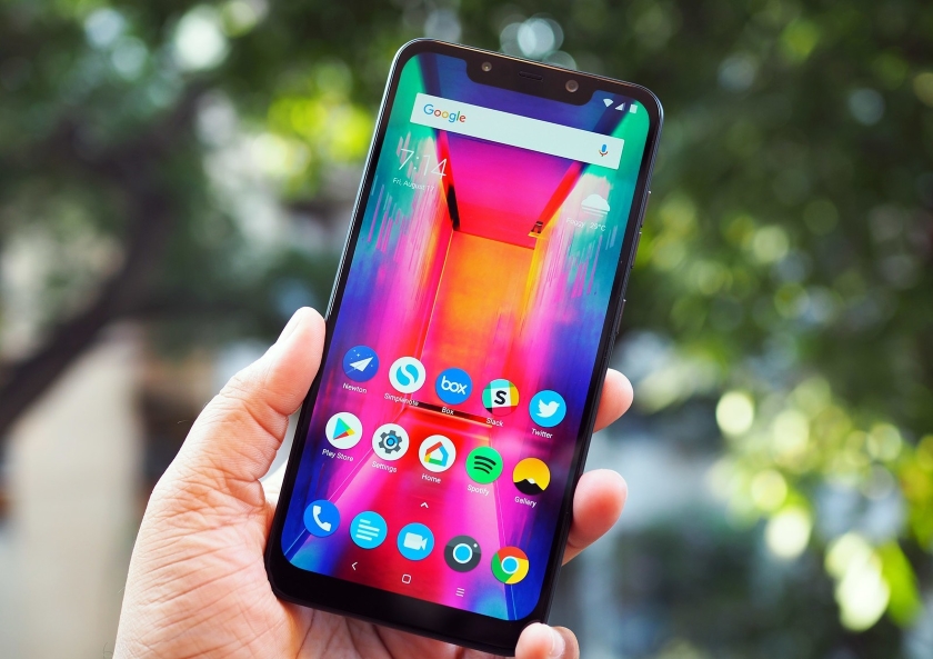 Pocophone F1 начал получать стабильную версию Android Pie