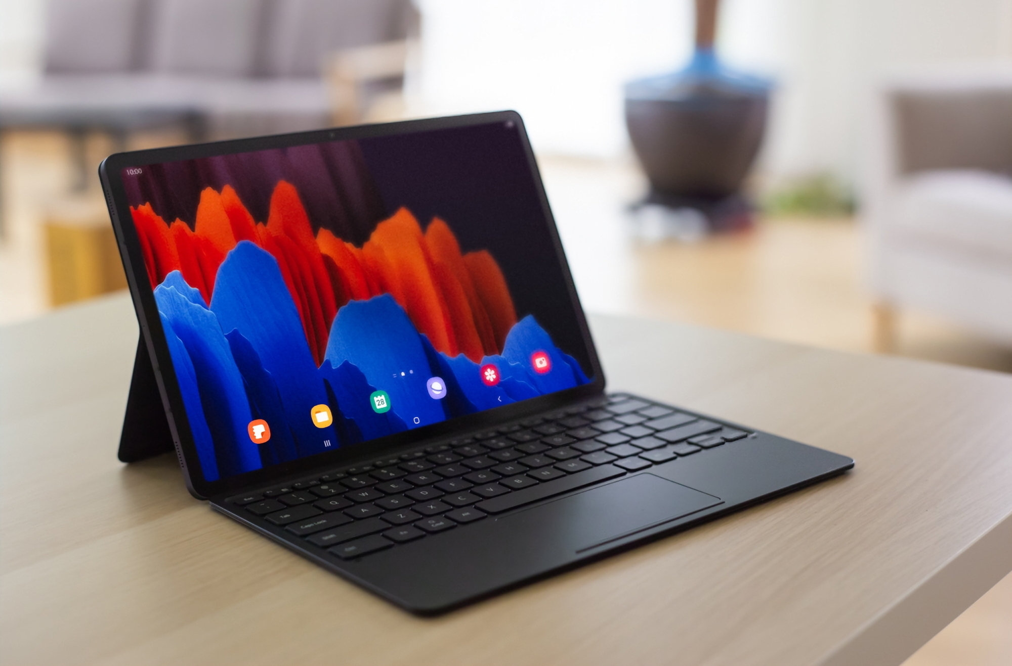 Offer of the day: the Samsung Galaxy Tab S7+ with 120Hz screen, S Pen and Snapdragon 865+ chip can be bought on Amazon at a discounted price of $350