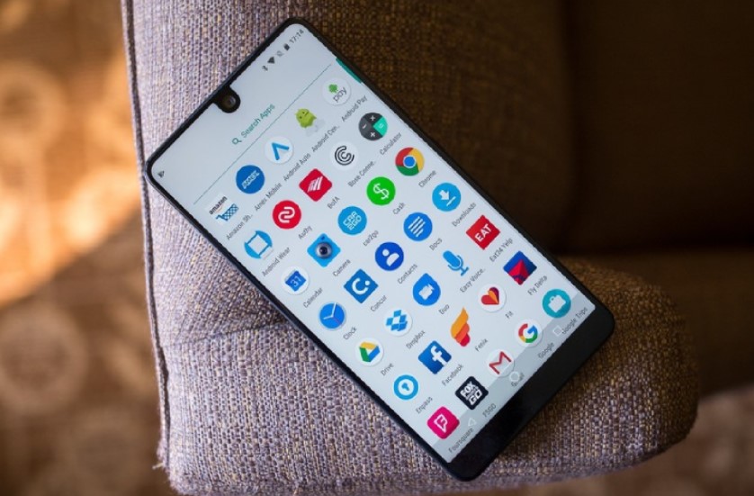 Essential sent to the shelves of restored smartphones under the guise of new