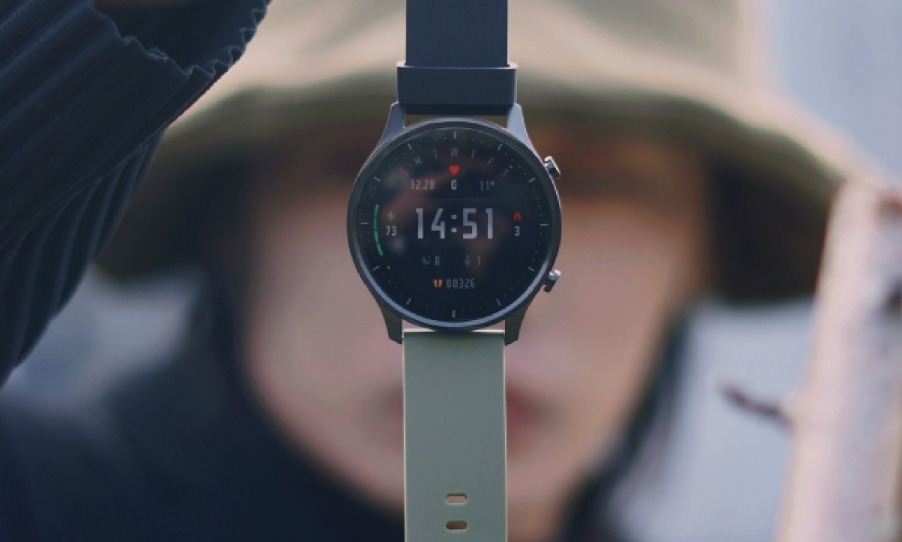 Слідом за характеристиками «витекла» і ціна Xiaomi Watch Color