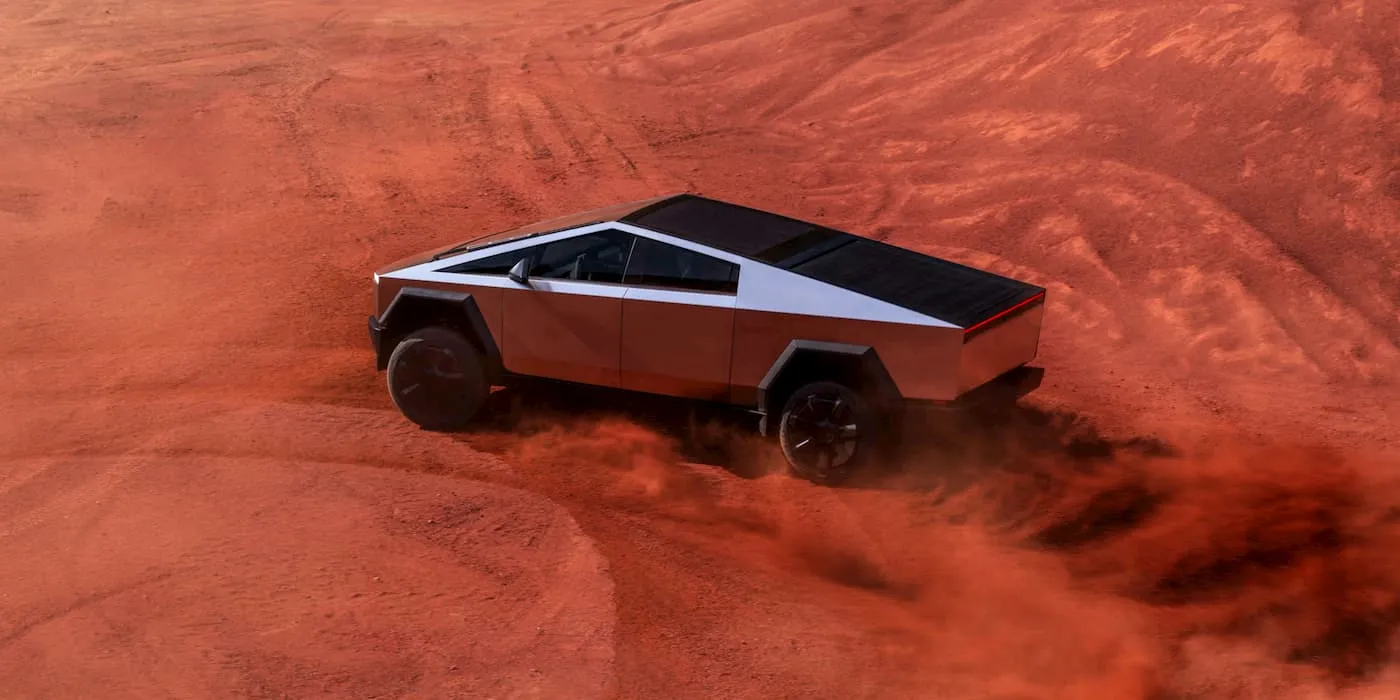 Tesla a commencé à livrer le Cybertruck Foundation avec une série complète d'options au prix de 120 000 dollars.