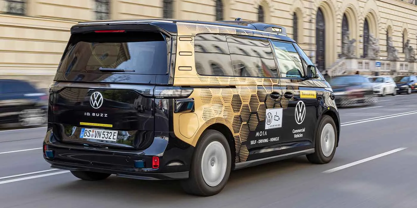 Les véhicules électriques autonomes ID.Buzz de Volkswagen vont commencer à transporter des passagers en Allemagne