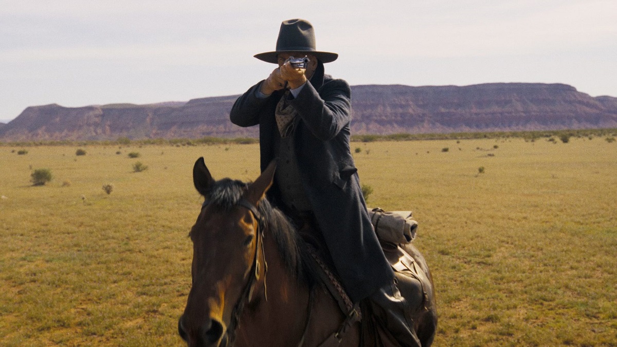 Kevin Costner est dans le fauteuil du réalisateur et dans la... selle : Le drame western en deux parties Horizon : An American Saga a un teaser et deux dates de sortie.