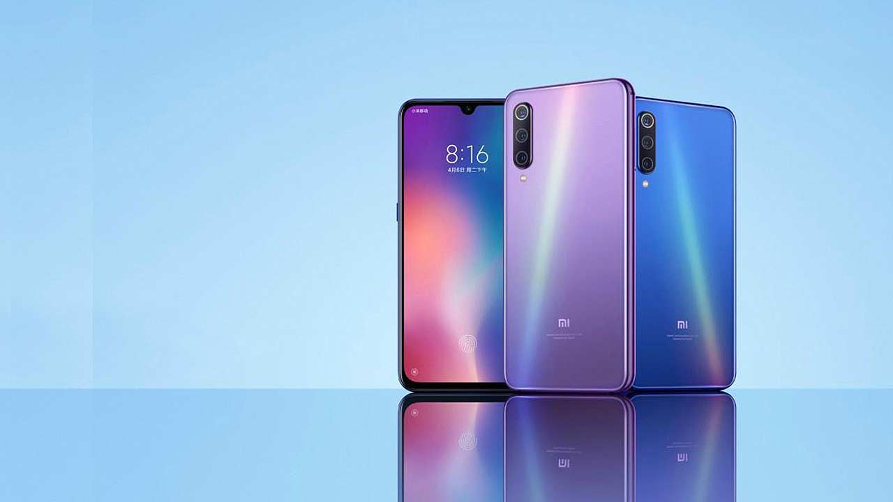 Xiaomi Mi 9 SE виходить за межі Китаю: спрощений флагман доїде і до України