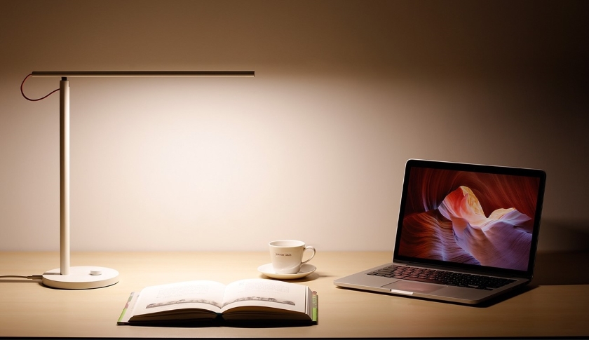 Xiaomi Mi LED Desk Lamp 1S: нова «розумна» лампа виробника з цінником у $26