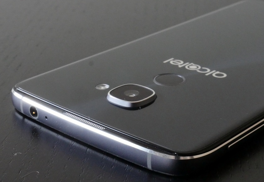 Alcatel Idol 5 показался в бенчмарке GFXBench