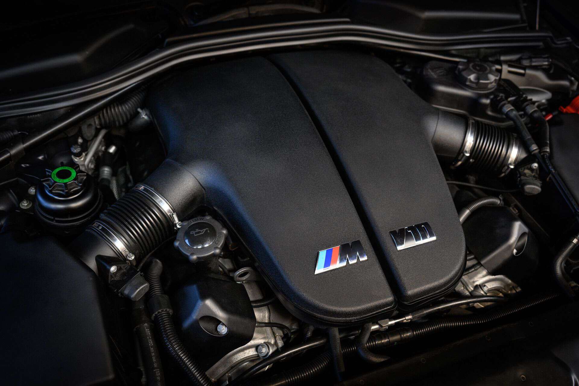 BMW M5 E60 задняя часть