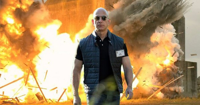 Голова Amazon Джефф Безос звинуватив таблоїд у шантажі інтимними фотографіями