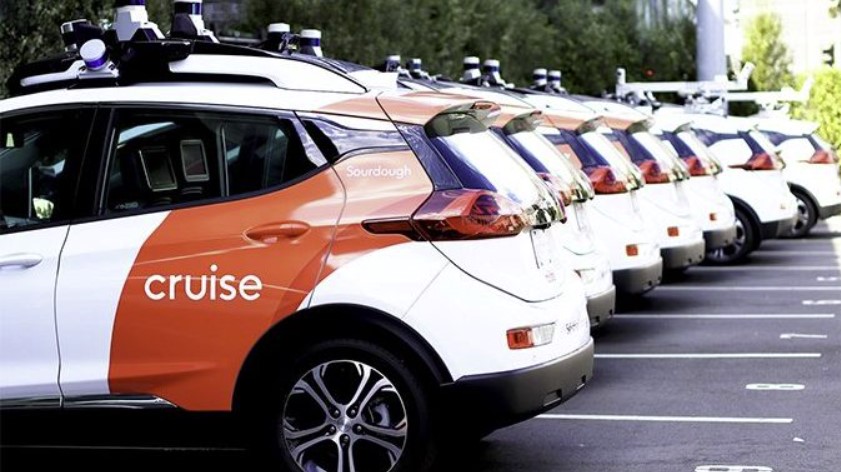 Cruise commence à cartographier les rues de Dubaï en vue du lancement du robotaxi en 2023