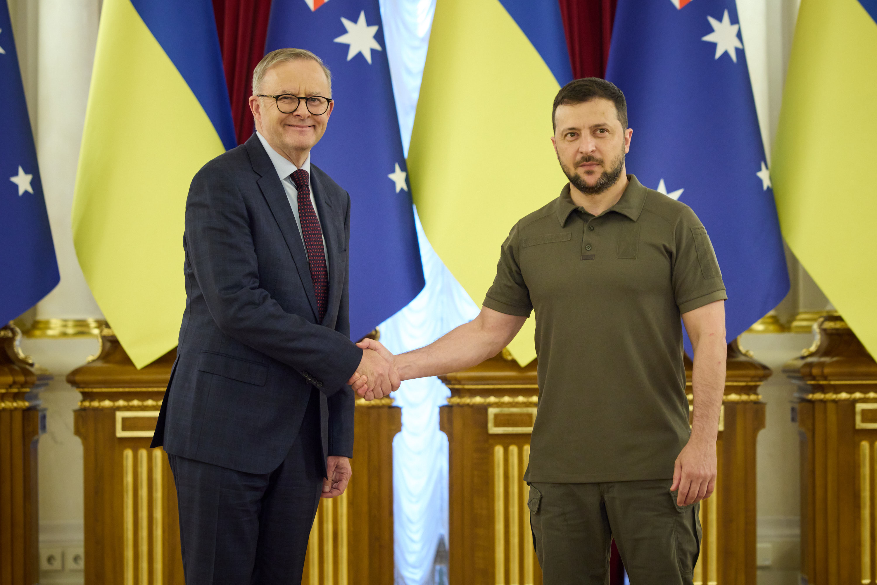 14 APCs, 20 Bushmasters and drones: Australia to provide Ukraine with an additional $100 million military aid package