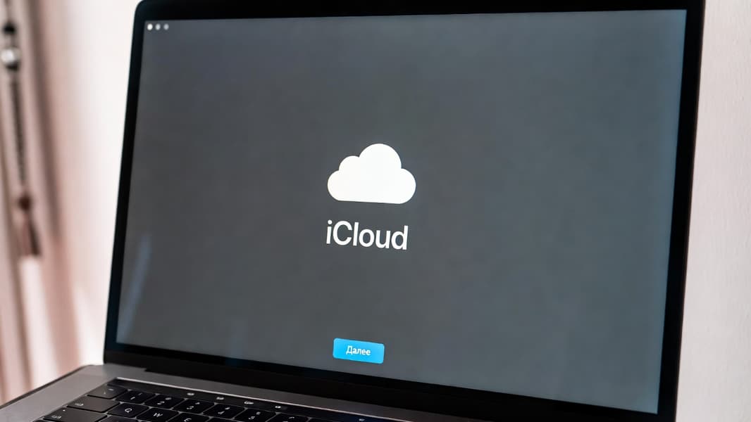 Интерфейс iCloud Shared Albums