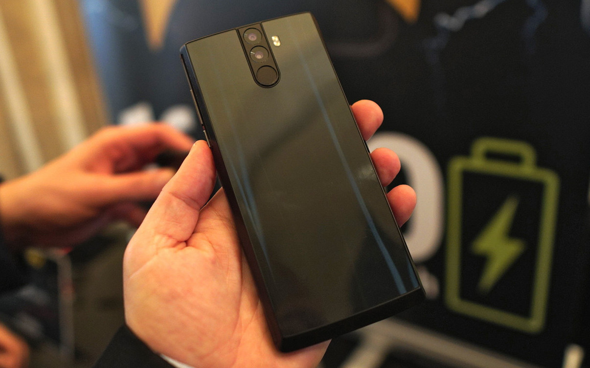 Smartphone Energizer Power Max P16K Pro with a battery for 16000 mAh live on MWC 2018