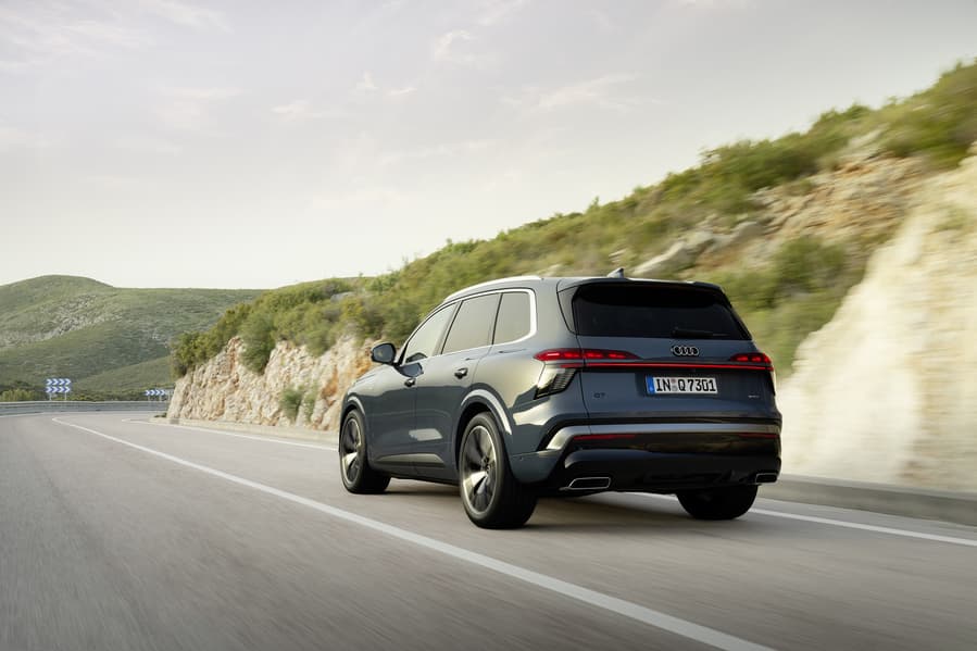 Фары Audi Q7 проекция