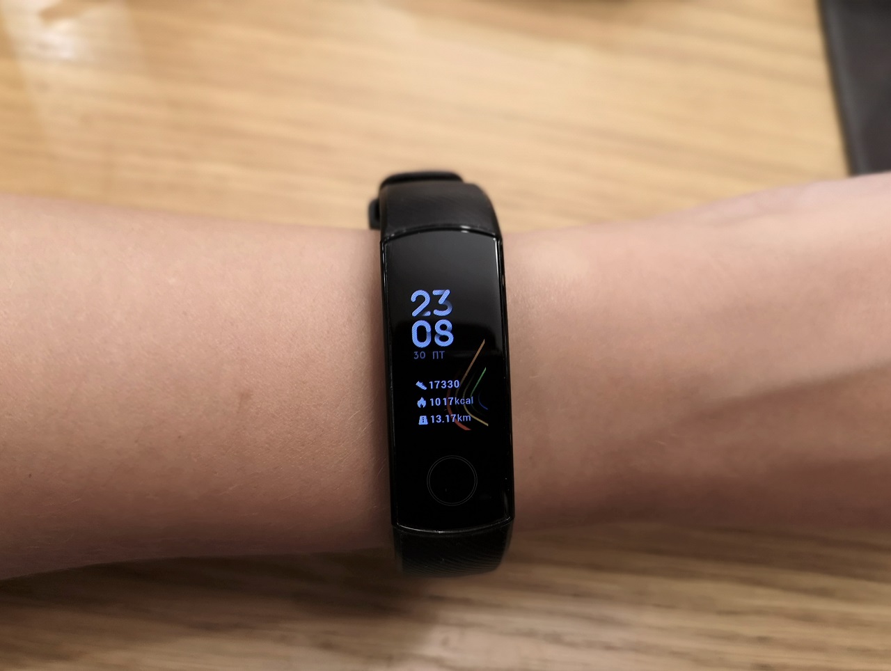 Вбивця Xiaomi? Огляд Honor Band 5
