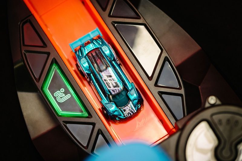 Hot Wheels із NFC: щоб точно знати, чия машина швидша