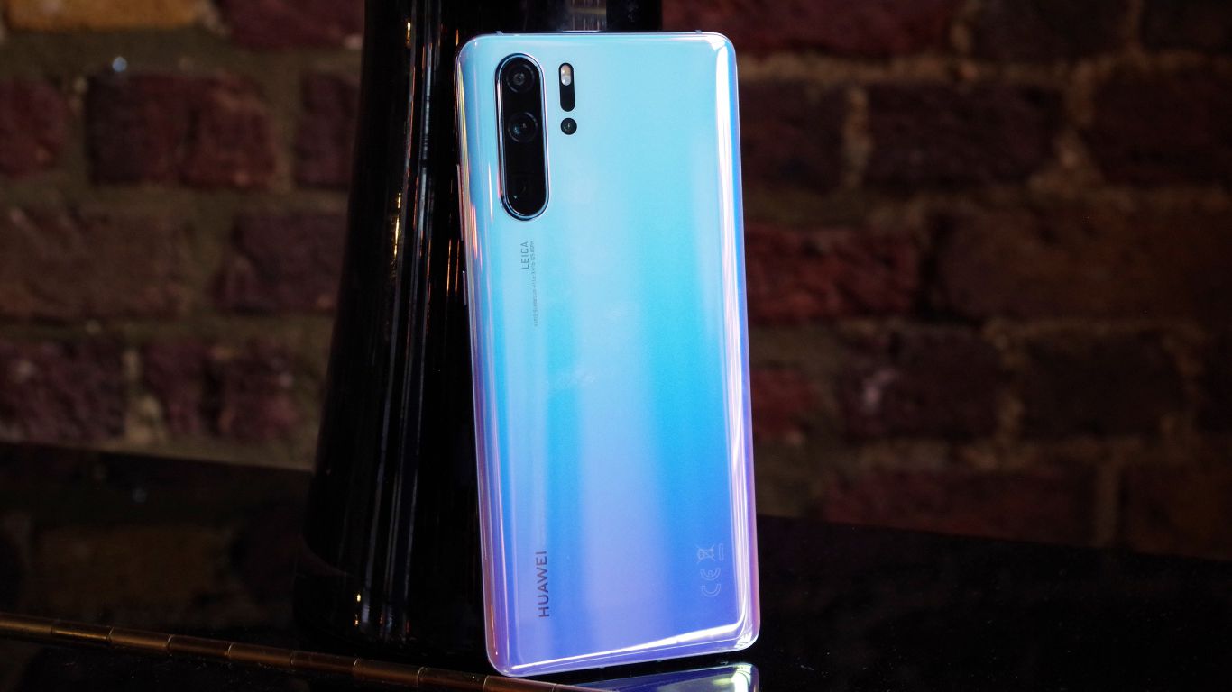 Xiaomi та Samsung тролять Huawei через флагмани P30