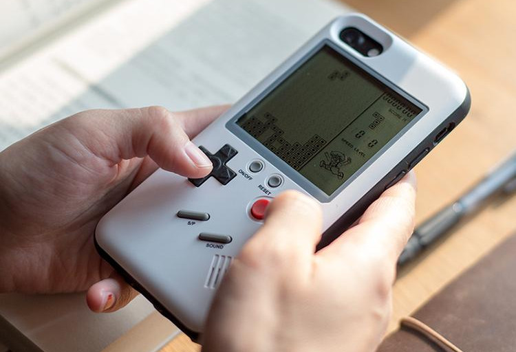 Wanle Gamers Console: чехол-тетрис для iPhone