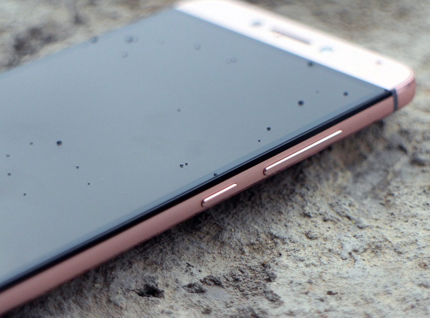 Появились фотографии и характеристики смартфона LeEco Le Max 3