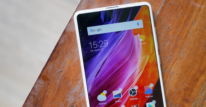 Xiaomi Mi Mix 3 снова показался на «живом» снимке