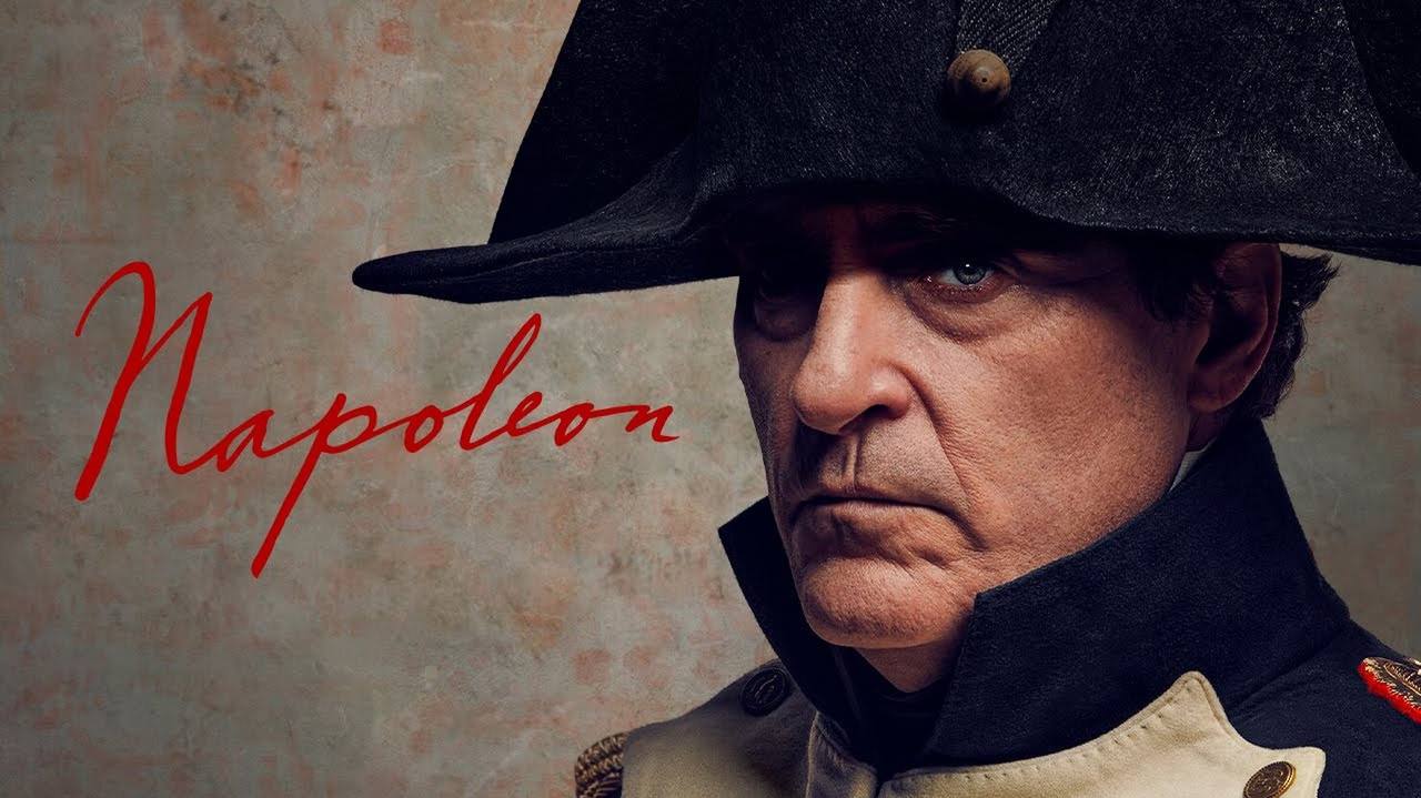 La bande-annonce du film "Napoleon" de Ridley Scott a été dévoilée. Elle met l'accent sur les coulisses et permet d'admirer la performance de Joaquin Phoenix dans le rôle de l'empereur français Napoléon Bonaparte.
