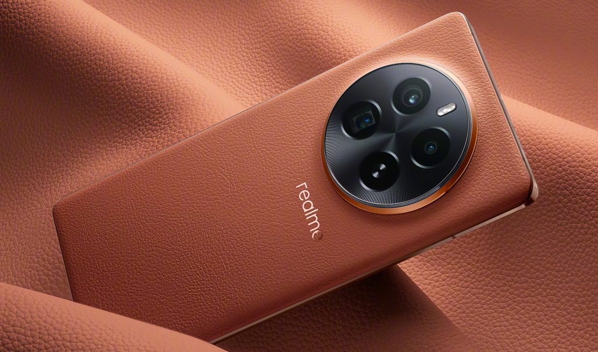 Le realme GT 5 Pro, à l'instar du OnePlus 12, bénéficiera d'un écran OLED avec une luminosité record de 4 500 nits
