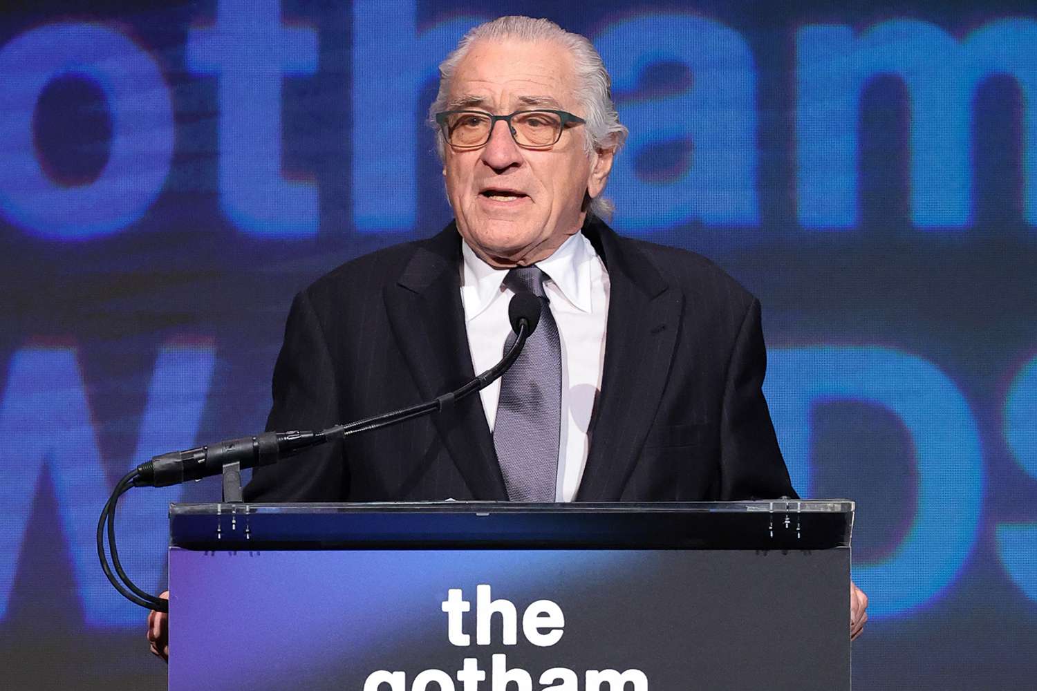 Robert De Niro a accusé Apple d'avoir censuré son discours lors de la cérémonie de remise des prix.