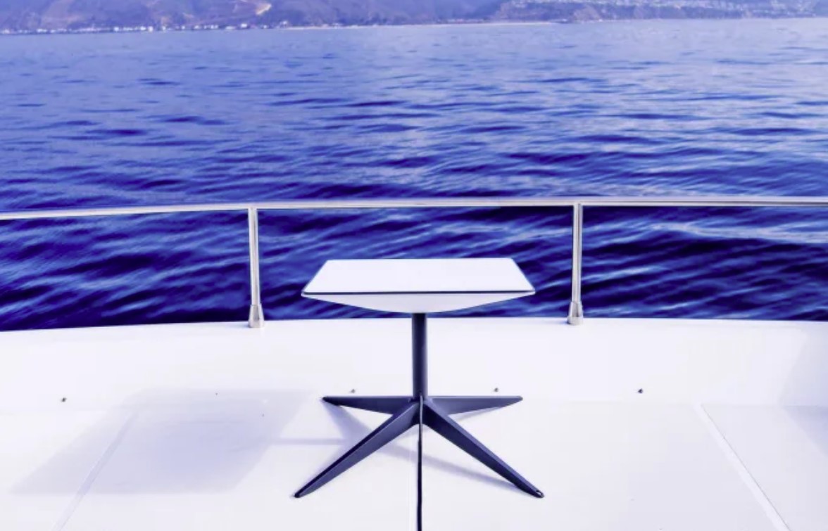 A monthly fee of $5,000 will be charged for Starlink satellite internet on boats