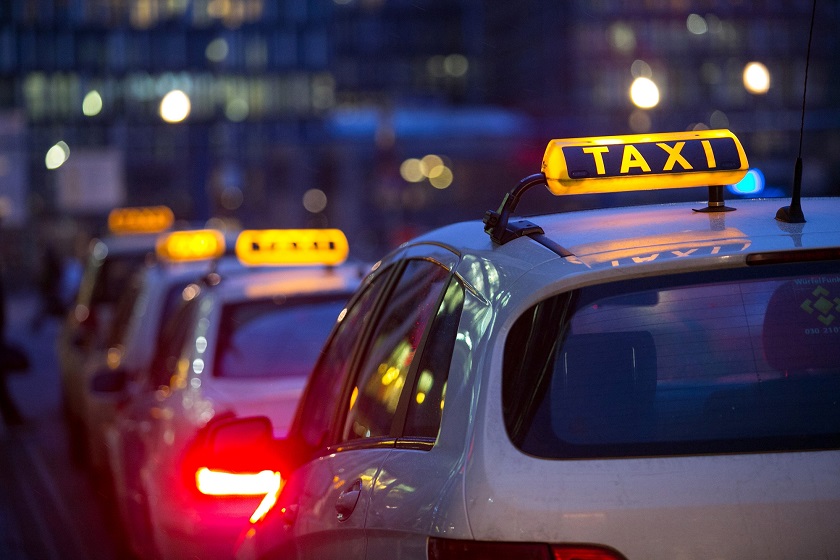 Uber запускается в Одессе и снижает цены в Киеве
