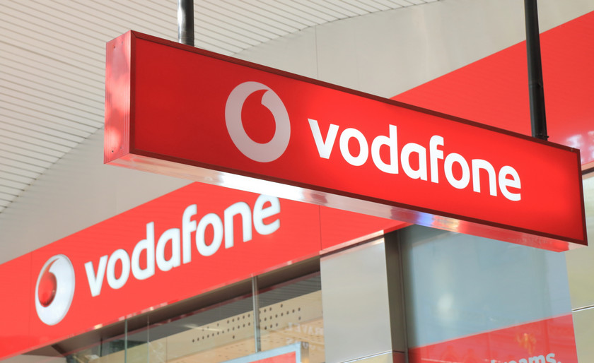 Vodafone дарит минуты для поздравлений с Новым годом