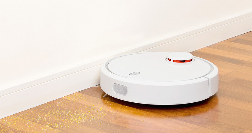 Robot Vacuum Cleaner Xiaomi Mi Robot Vacuum stepped over the milestone