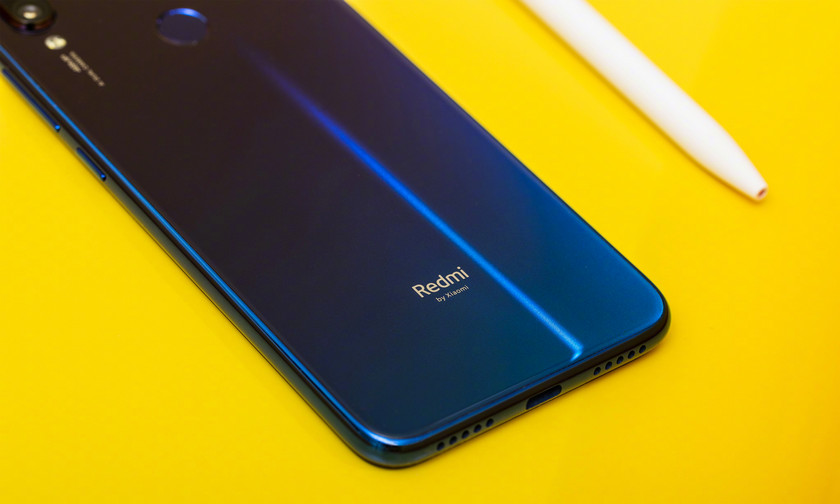 Xiaomi натякає на більш дорогі флагмани Mi. Доступніші моделі будуть у Redmi