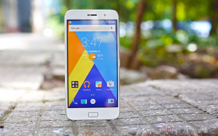 ZUK Z1 выходит на международный рынок с Cyanogen OS 12.1