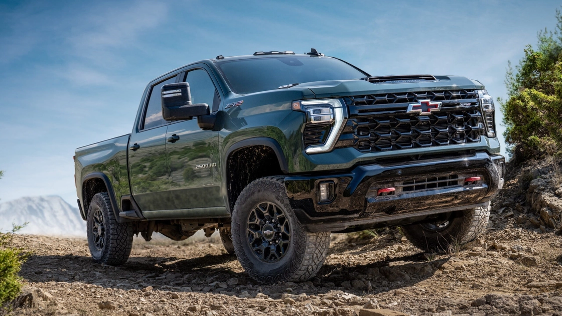 2027 Chevrolet Silverado HD на бездоріжжі